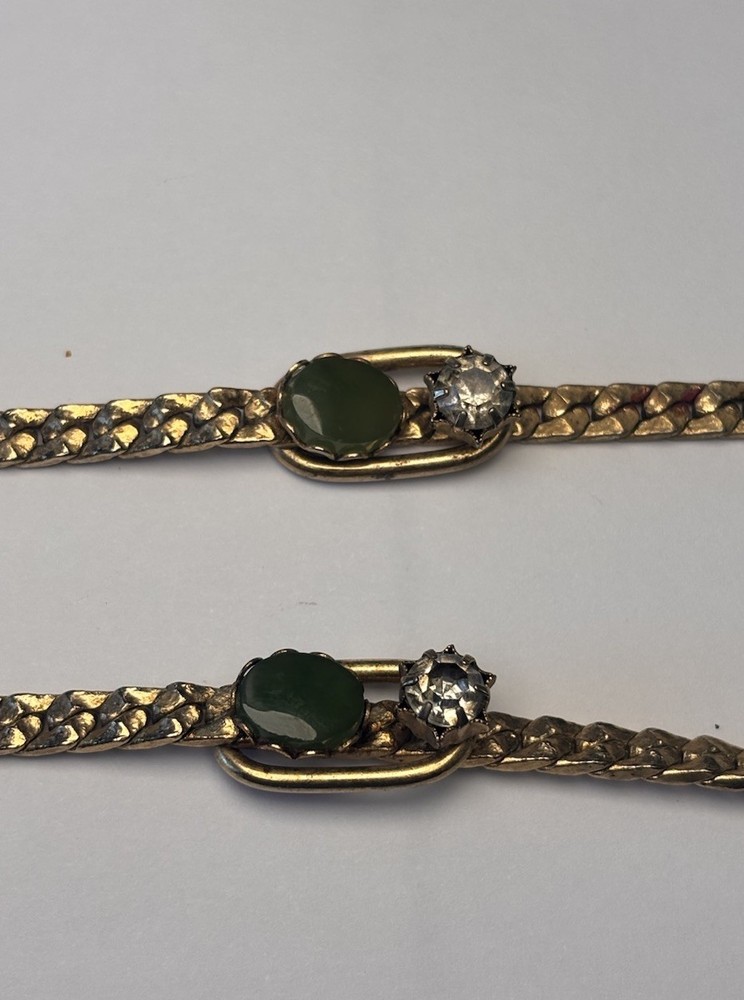 Vintage Gold Tone Chain Necklace Green Stones Barrel Closure Oval 30 in