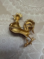 Vintage Erwin Pearl Morning Glory Rooster Chicken Pin Brooch Brown Enamel