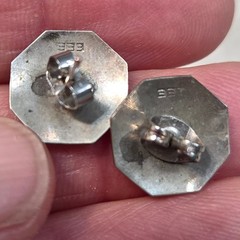 Vintage 8K Yellow Gold Octagonal Engine Turned Stud Earrings 333 Hallmark 0.5″