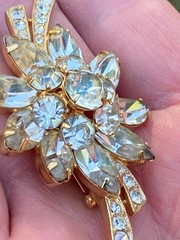 VTG Eisenberg Ice Clear Rhinestone Floral Spray Brooch And Earrings Set WOW!!!!
