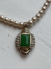 Vintage Designer Lanvin Emerald Rhinestone? Pendant 14k Gold Pearl Necklace