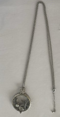 Vintage Silver Tone Seahorse Magnifying Glass Adjustable 16″-17″ Necklace