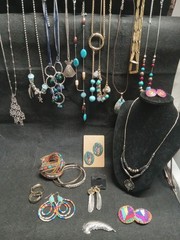 Southwestern Theme Costume Jewlery Lot Necklaces Bracelets Earings 25+ Pieces