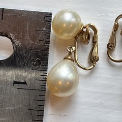 Vintage Majorica 12K-GF Clip-On Faux Pearls Very Good Condition 1” See Pics