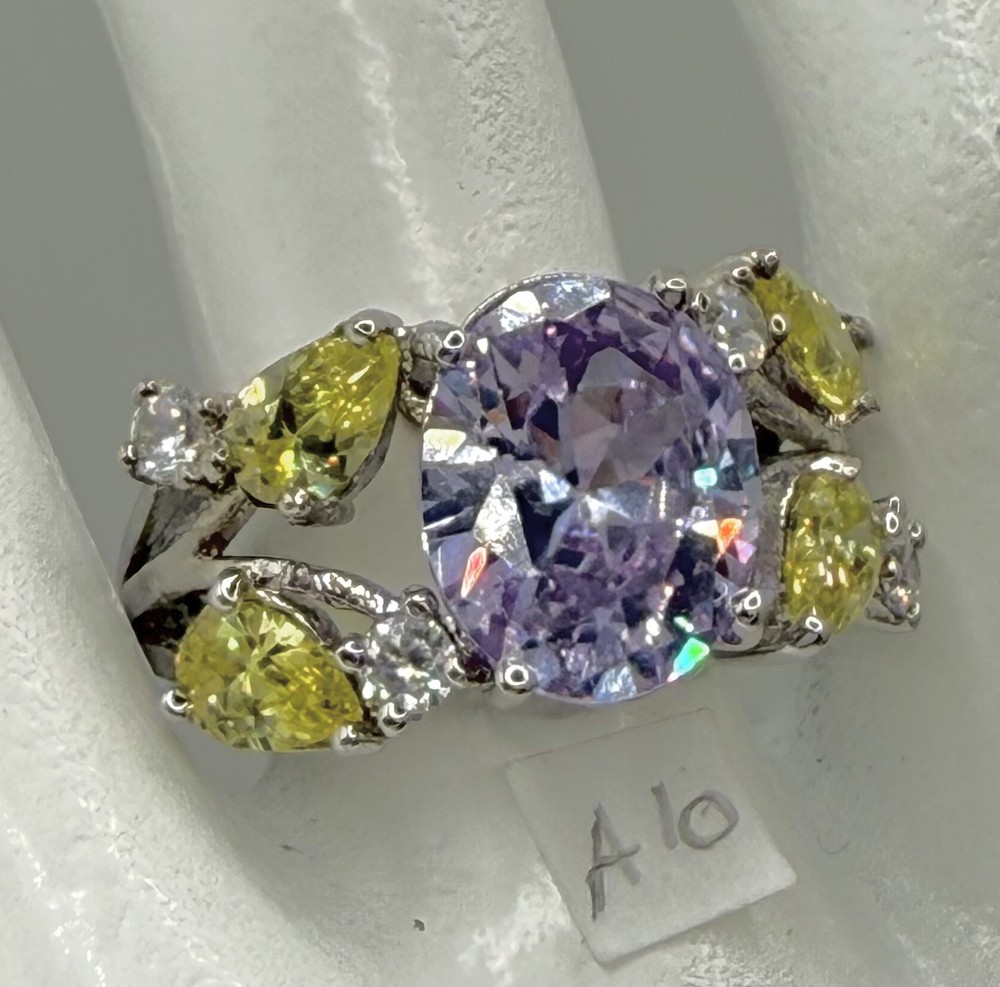 Sterling Silver 925 Purple Oval Stone Ring Yellow Green Accent Stones Size 7