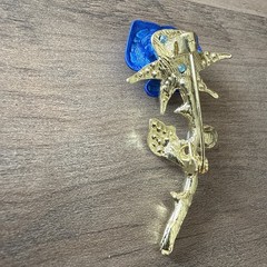 White Pearl with Blue Rose Gold Tone Brooch Pin