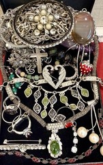 Vintage Estate Costume Jewelry Lot ! NAPIER, AVON and more!