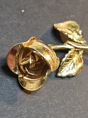 Vintage Monet Gold Tone Rose Brooch Long Stem Pin Polished Flower Romantic 3D