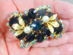 JULIANA D&E BLACK MULTI & ROUND AB RHINESTONE W/ GOLDEN LEAVES DOMED BROOCH