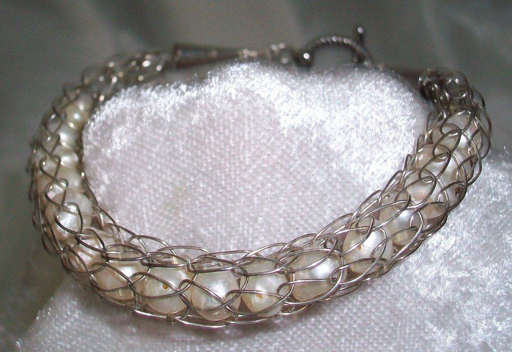 Vintage 925 Sterling Silver Chainmaille Pearl Viking Dragon Tail Toggle Bracelet