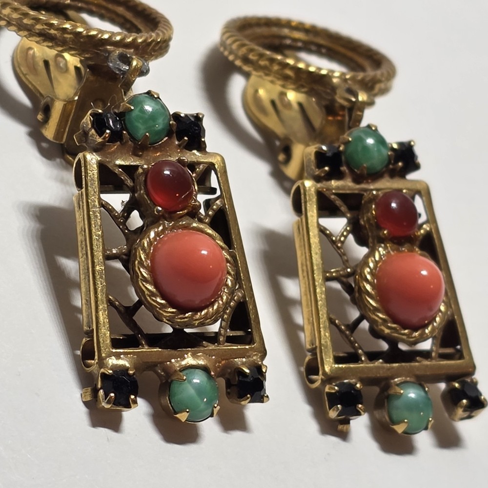 Vintage Possible Schreiner Juliana D&E Clip On Earrings Moroccan Matrix VGC