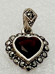 New 925 Sterling Silver Thailand Marcasite Garnet Heart Pendant