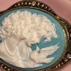 Vintage Estate Two Women With Dove Cameo Brooch Signed AAi