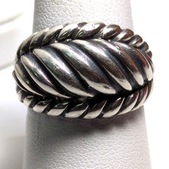 Vintage Shube’s 925 Sterling Silver Ribbed Chevron Dome Statement Ring Sz 8