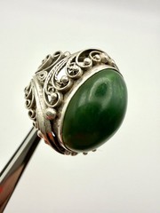 Vintage Soviet filigree ring made of nickel silver with Jade.Size-8.