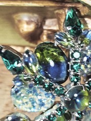 VTG Silvertone Blue & Green Split Color, Confetti Glass, Rhinestone Floral…