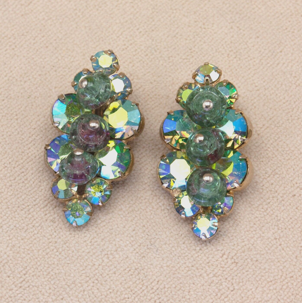 Vintage Gold AB Green Art Glass Rhinestone Leaf Shape Clip-On Earrings