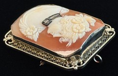 Antique 14K White Gold Shell Cameo Brooch Diamond Filigree Frame 30mm 11.4g