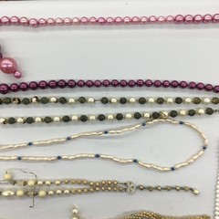 Vintage Costume Necklaces Bracelet Mixed Jewelry For Crafts (Lot Of 25) C-5