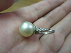 Vintage Platinum 10mm South Sea Pearl Ring w/ Diamond Accents (Size 5.50)