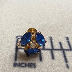 Vintage Gold Tone Blue Navette Rhinestone Screwback Earrings Mid Century Whimsy