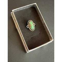 Vintage Sterling Silver Turquoise Ring Green Oval Cabochon Southwest Size 6