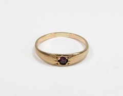 Vintage 1950s A & Z Chain Co. USA 10K Gold Red Ruby Baby Infant Band Ring Sz 0.5