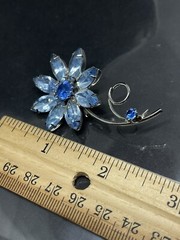 Vintage Silver Tone 2 tone Blue crystals Flower Brooch Pin prongs 2.25”