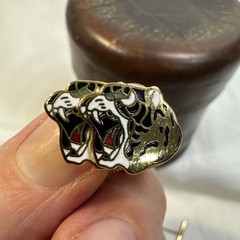 Vintage NOS 1970s Double Roaring Tiger Gold Tone Lapel Pin Tietack
