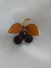 Vtg Russian Natural Baltic Amber Brooch Pin Winter Cherry Gold Plated Marked OPR