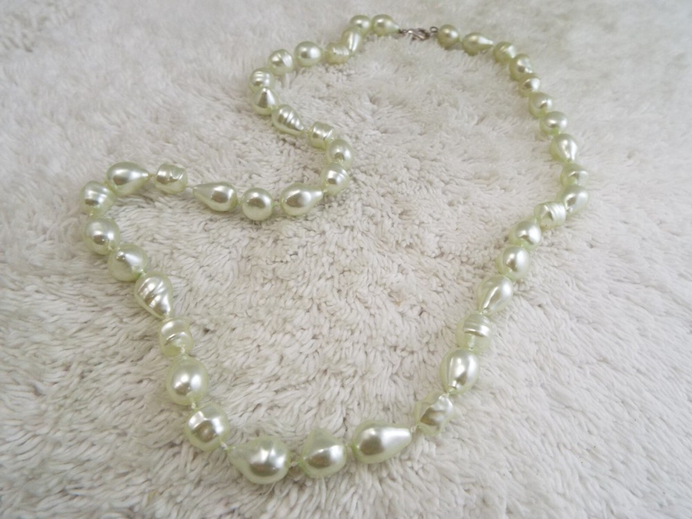 Mint Green Fused Bead Necklace (C43)
