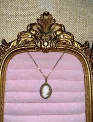 Vintage 12K GF Shell Cameo Pendant Necklace Curtis Curtman CC Original Chain
