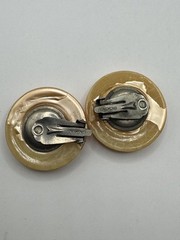 VINTAGE HONG KONG CLIP-ON EARRINGS ROUND BUTTON DOME GOLD TONE LUCITE PEARLIZED