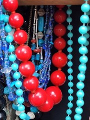 Estate Vintage Costume Jewelry Large Lot 6 LBS Over 100 Necklaces Retro