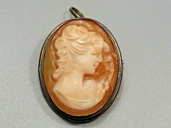 Antique 800 Silver Shell Cameo Brooch/Pendant 4.2 grams 27×21 mm. #39