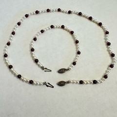 Vintage Rice Pearls & Almandine Garnet Gemstones Beaded Necklace & Bracelet Set