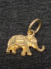 Vintage 14K Plumb Yellow Gold Elephant Charm Pendant Signed CJ Trunk Up 1.44g