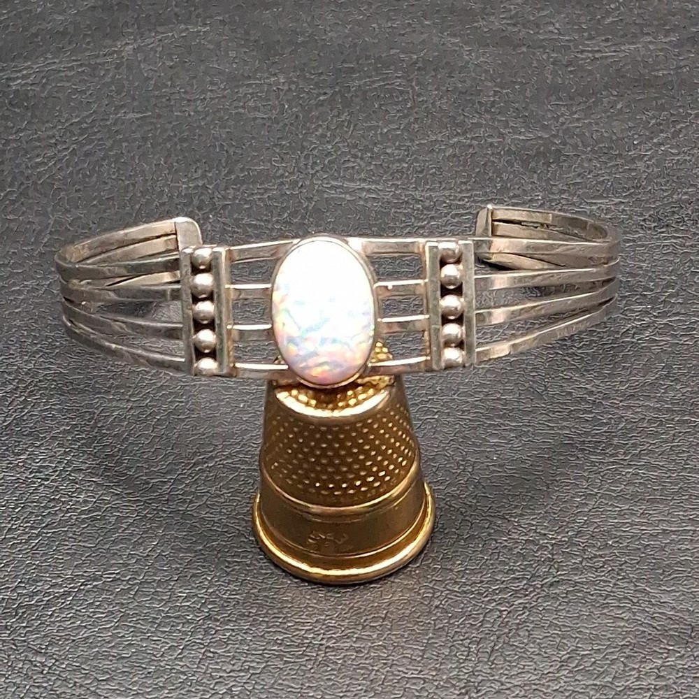 STERLING SILVER 925 Tribal Cuff Bracelet Oval Fire Opal 17.644