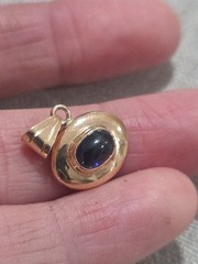 Vintage 18k Rose Gold Dark Blue Stones I.4gr