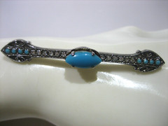 STUNNING VINTAGE SILVER FAUX TURQUOISE RHINESTONE TROMBONE CLASP BROOCH