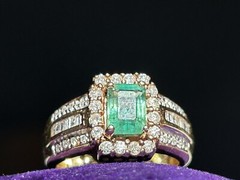 Vintage 14k Gold Handcrafted Natural Diamond And Emerald 9x7mm Band Ring 5.2g