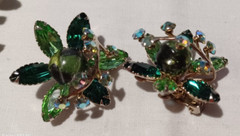 Vntg D&E Juliana Brooch Green Navettes,Rhinestones,Poured Stones Marked by Style