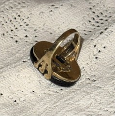 VINTAGE UNCAS 18 KT HGE GOLD PLATED ONYX & RHINESTONE OR ZIRCON RING