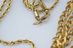 Necklace Lot Vtg Napier Monet Avon Gold tone ** All have a lot of wear XL5