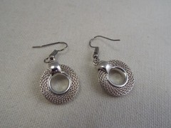 Silvertone Mesh Rhinestone Circle Pierced Earrings (D23)