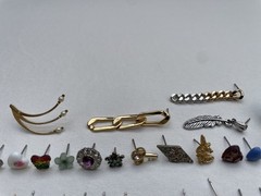 SINGLE Pierced Stud Earring Lot Craft Jewelry Art Metal Glass Acrylic 60 Earring