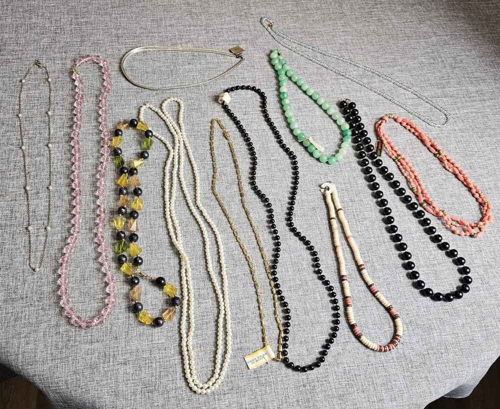 Vtg 1970s 1980s Beaded Necklace 12pc LOT Lucite Plastic Metal HONG KONG Crafts