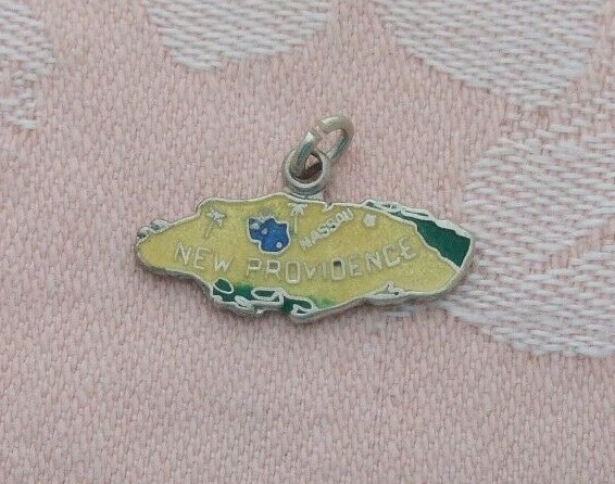 Vintage NASSAU NEW PROVIDENCE MAP BAHAMAS Sterling Silver ENAMEL Charm