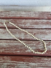 vintage imitation white pearl necklace knotted