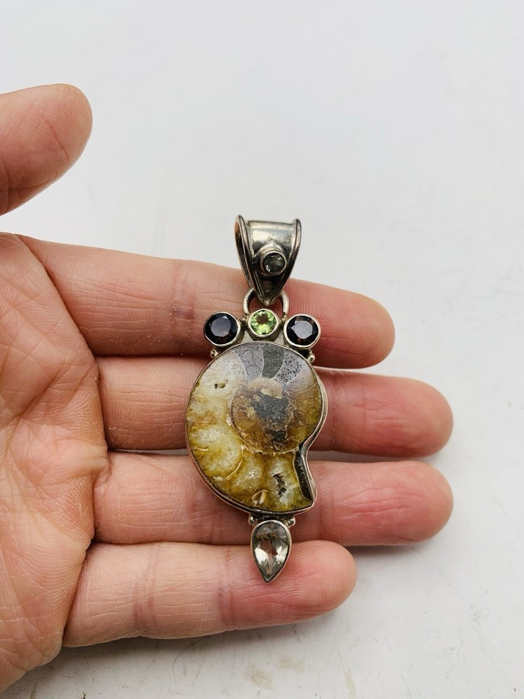 Vintage Sterling Silver 925 Peridot Smoky Topaz Gemstone Ammonite Fossil Pendant